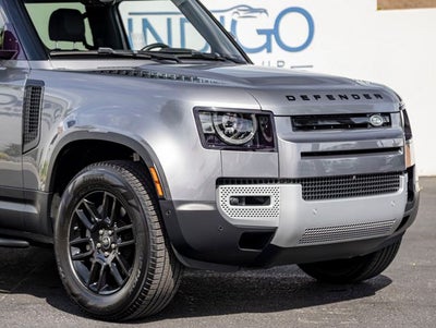 2023 Land Rover Defender 90 SE