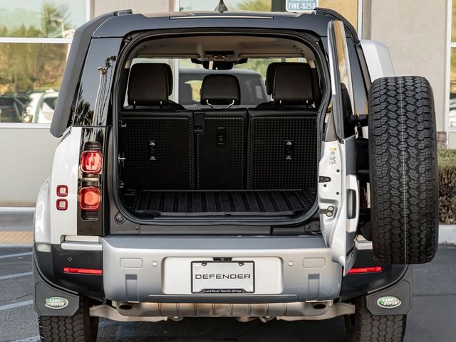 2023 Land Rover Defender 110 SE