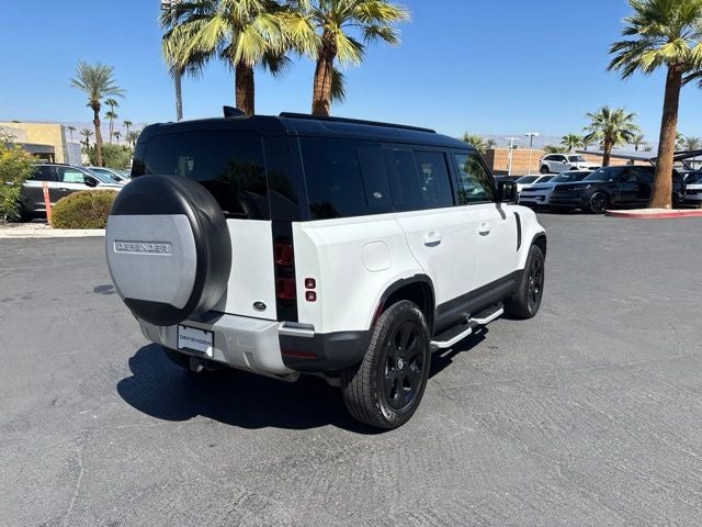 2022 Land Rover Defender 110 SE