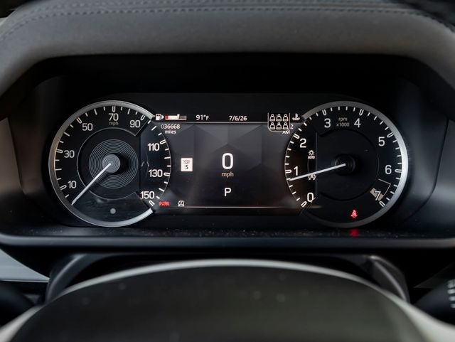 2023 Land Rover Defender 130 SE