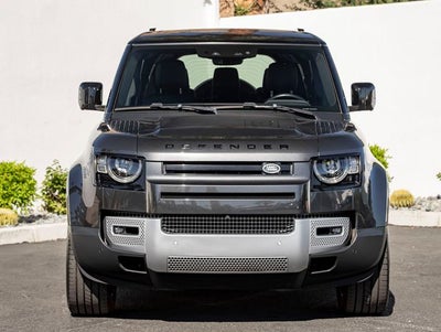2023 Land Rover Defender 130 SE