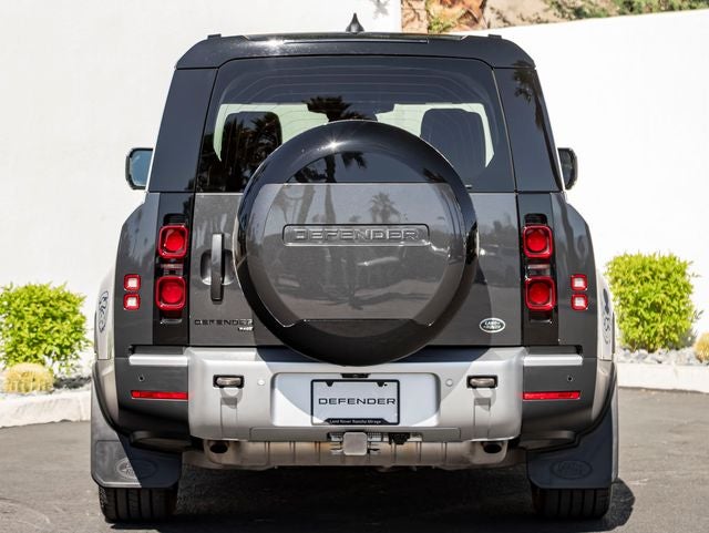 2023 Land Rover Defender 130 SE