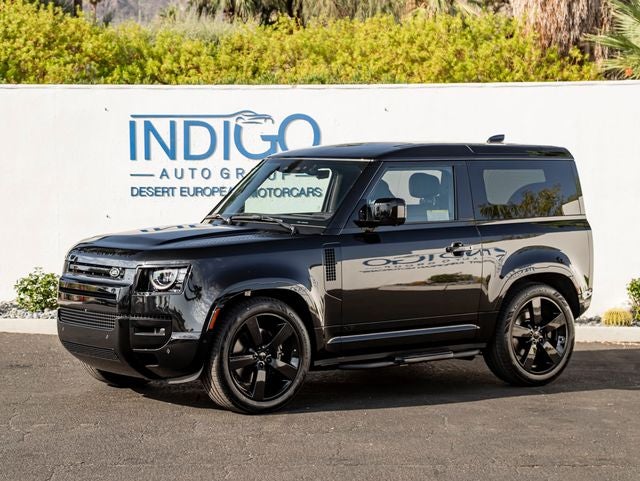 2026 Land Rover Defender 90 V8