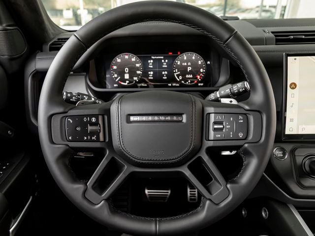 2026 Land Rover Defender 90 V8