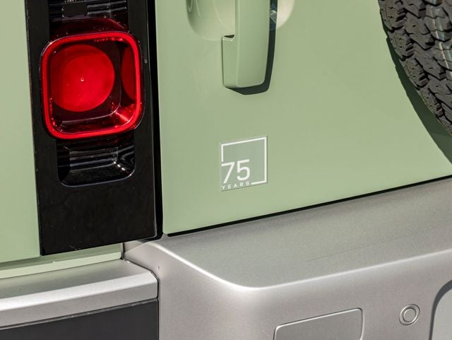 2023 Land Rover Defender 90 75th Edition
