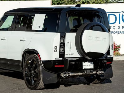 2023 Land Rover Defender 110 V8