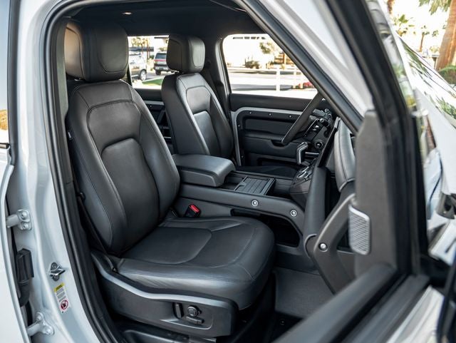 2023 Land Rover Defender 110 V8