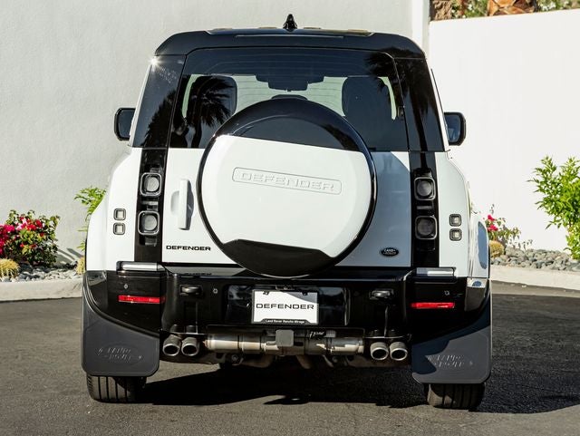 2023 Land Rover Defender 110 V8