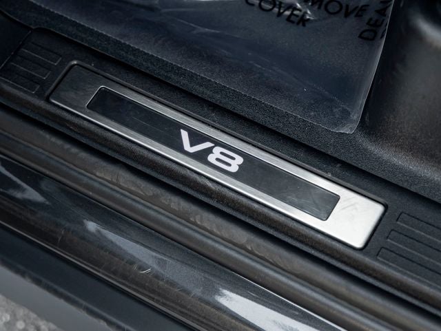 2024 Land Rover Defender 110 Carpathian Edition