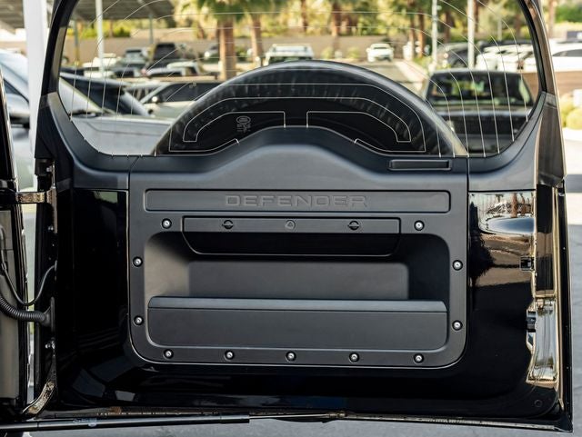 2024 Land Rover Defender 110 Carpathian Edition