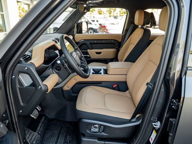 2026 Land Rover Defender 130 V8