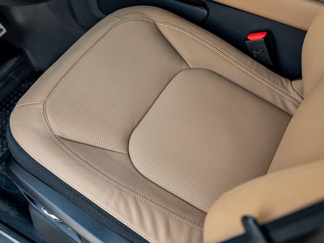 2026 Land Rover Defender 130 V8