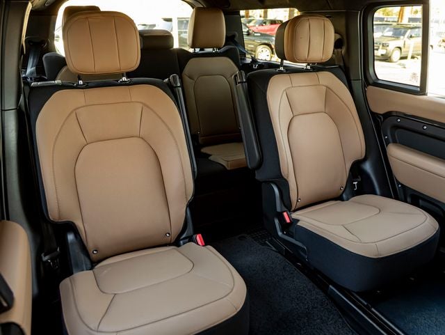 2026 Land Rover Defender 130 V8