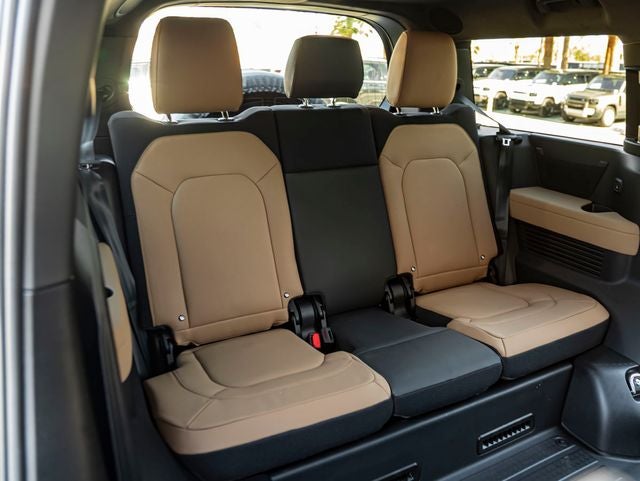 2026 Land Rover Defender 130 V8