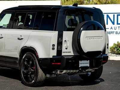 2026 Land Rover Defender 110 X