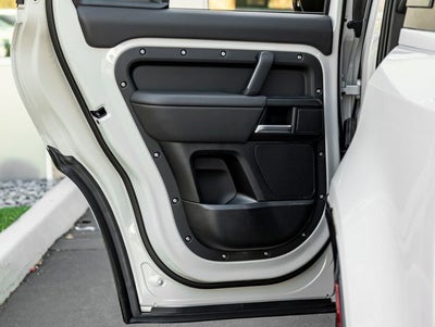 2026 Land Rover Defender 110 X