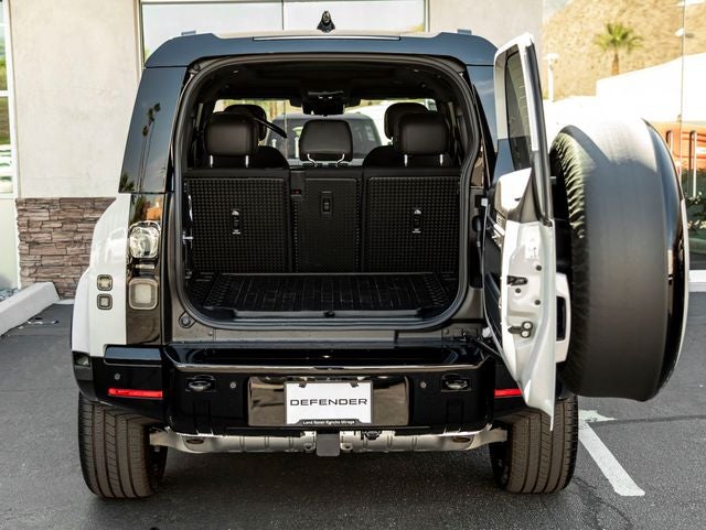 2026 Land Rover Defender 110 X