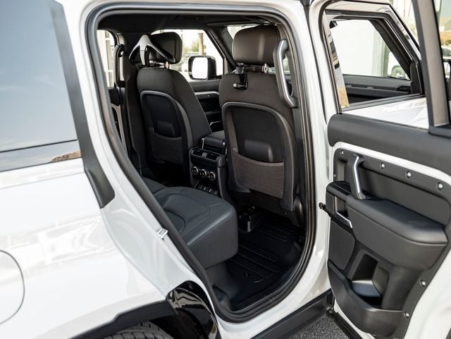 2026 Land Rover Defender 110 X