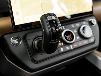 2026 Land Rover Defender 110 X