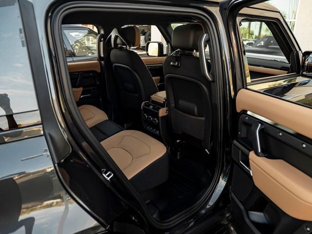 2026 Land Rover Defender 110 X