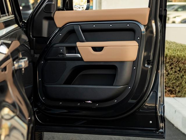 2026 Land Rover Defender 110 X