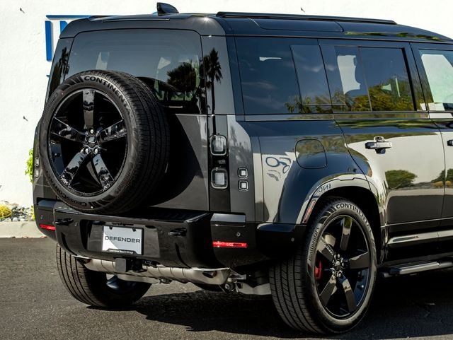 2026 Land Rover Defender 110 X