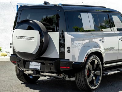 2026 Land Rover Defender 110 X