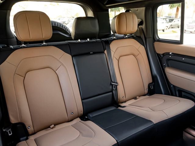 2026 Land Rover Defender 110 X