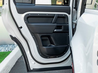 2026 Land Rover Defender 110 X