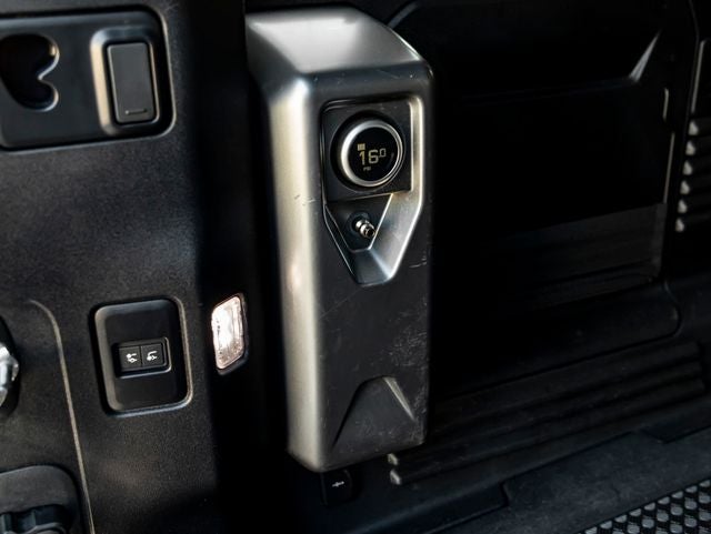 2022 Land Rover Defender 110 X