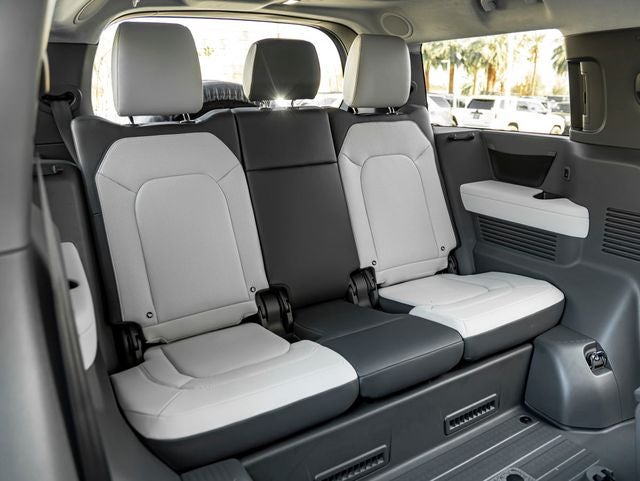 2026 Land Rover Defender 130 X