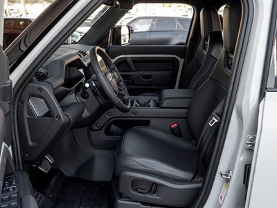 2026 Land Rover Defender 110 OCTA
