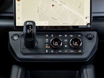 2026 Land Rover Defender 110 OCTA