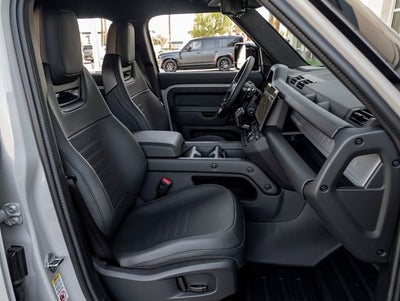 2026 Land Rover Defender 110 OCTA