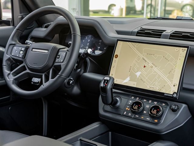 2026 Land Rover Defender 110 OCTA