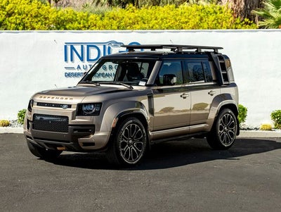 2025 Land Rover Defender 110 OCTA