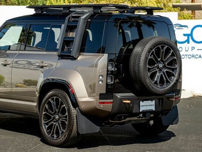 2025 Land Rover Defender 110 OCTA