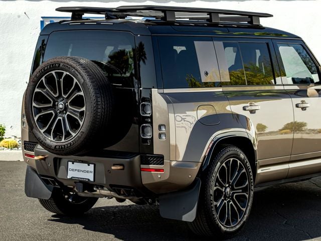 2025 Land Rover Defender 110 OCTA