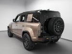 2025 Land Rover Defender 110 V8