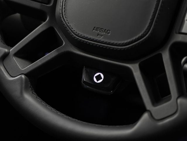 2025 Land Rover Defender 110 V8