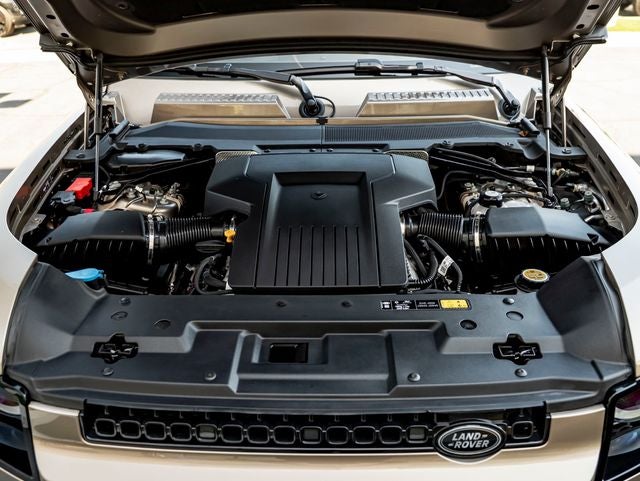2025 Land Rover Defender 110 V8