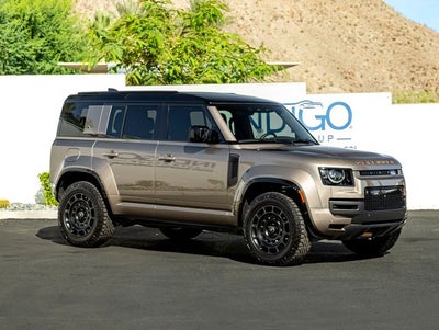 2025 Land Rover Defender 110 V8