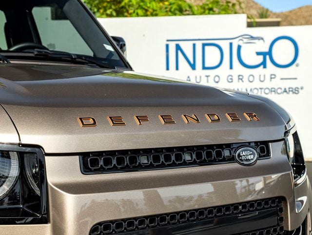 2025 Land Rover Defender 110 V8