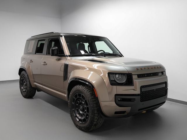 2025 Land Rover Defender 110 V8
