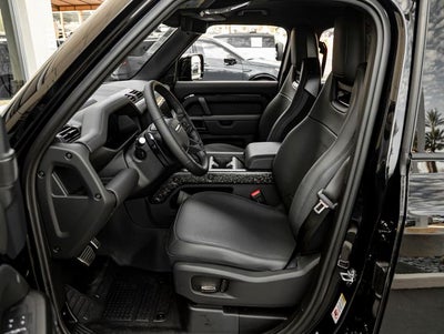 2026 Land Rover Defender 110 OCTA Black