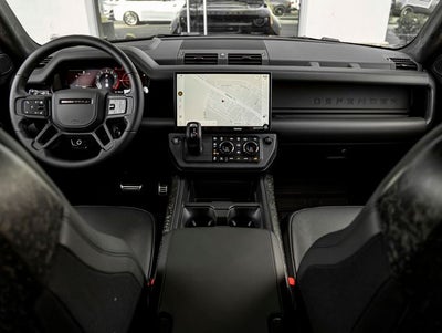 2026 Land Rover Defender 110 OCTA Black