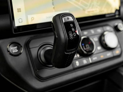 2026 Land Rover Defender 110 OCTA Black