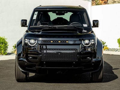 2026 Land Rover Defender 110 OCTA Black