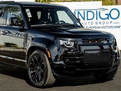 2026 Land Rover Defender 110 OCTA Black