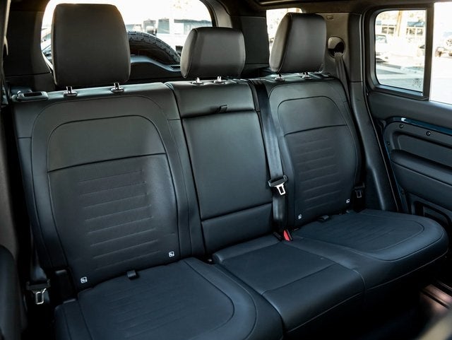 2026 Land Rover Defender 110 OCTA